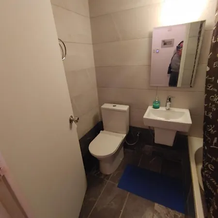 Apartamento Renovated 2 Bedroom In Light House