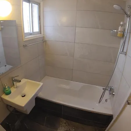 Renovated 2 Bedroom In Light House * Paphos